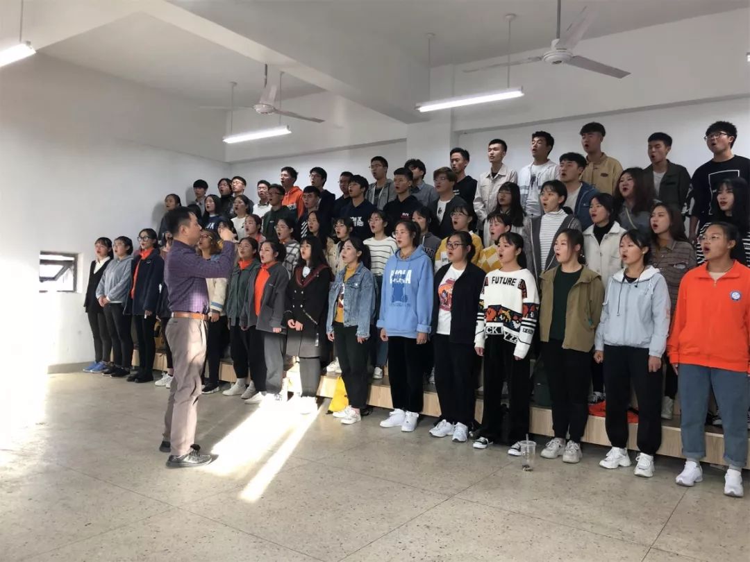 微信图片_20191117142838.jpg 文艺名家进高校——省文联文艺小分队走进安徽理工大学(图21)