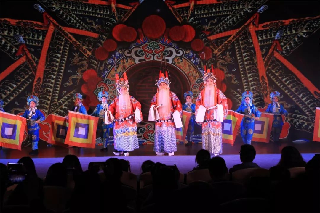 文艺名家进高校——省文联文艺小分队走进安徽理工大学(图33) 文艺名家进高校——省文联文艺小分队走进安徽理工大学(图33)