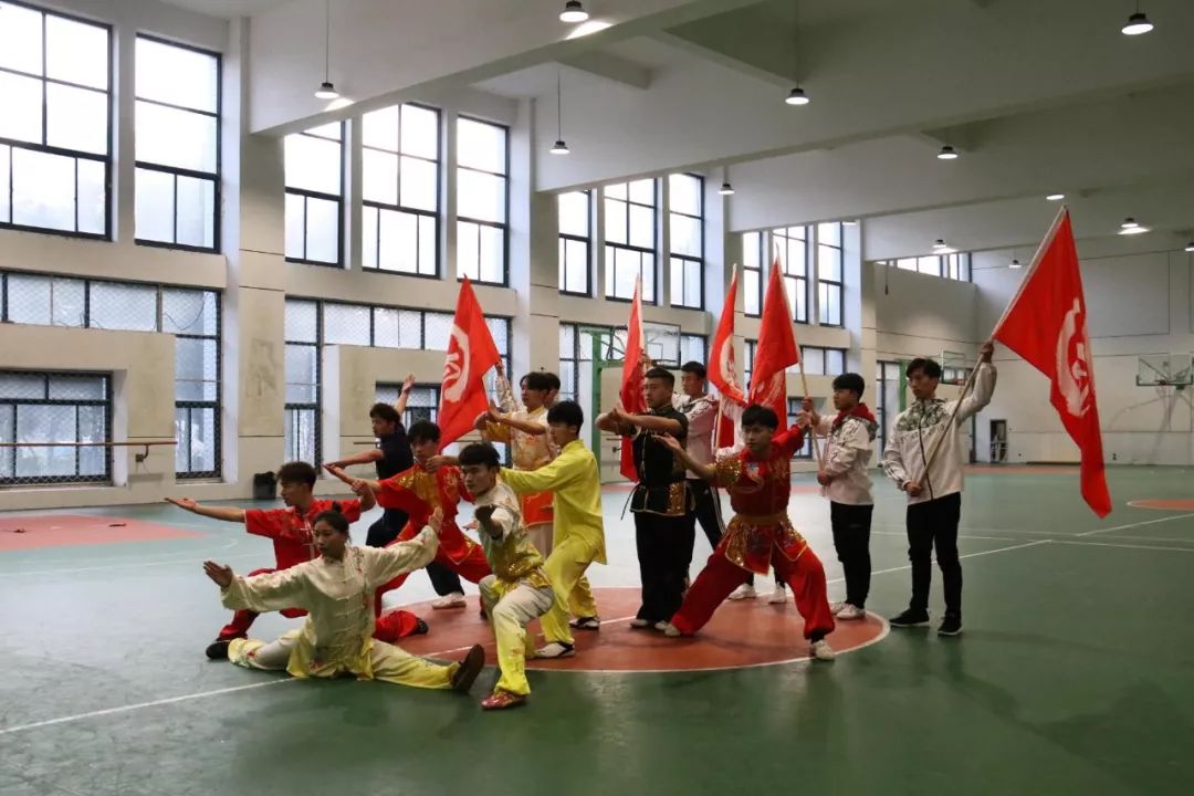 文艺名家进高校--省文联文艺小分队走进阜阳师范大学(图15) 文艺名家进高校--省文联文艺小分队走进阜阳师范大学(图15)