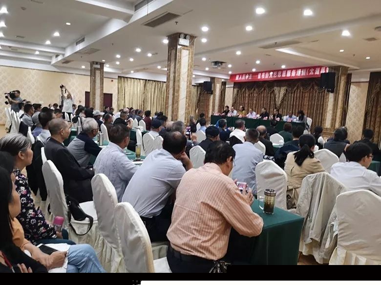 微信图片_20191012194038.jpg 省书协赴太湖开展“到人民中去”——文艺志愿服务培训活动(图1)