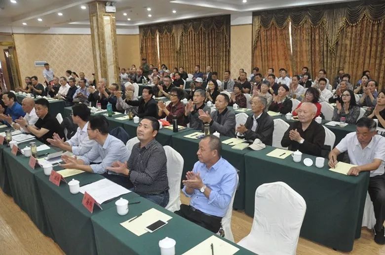 微信图片_20191012193257.jpg 省书协赴太湖开展“到人民中去”——文艺志愿服务培训活动(图5)