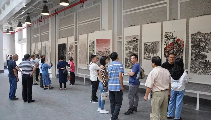 省书协文艺志愿服务活动 “我和我的祖国”阜阳市书法美术作品展在阜阳558文化创意园举行(图10)