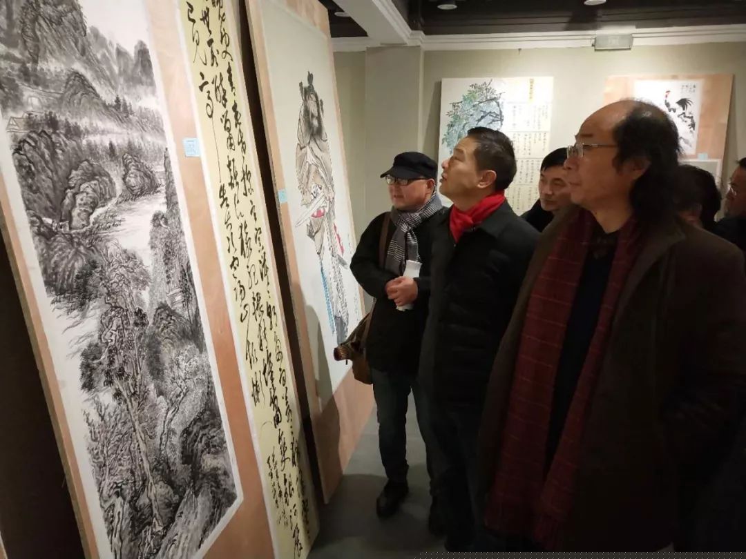 安徽省书协文艺志愿服务分队走进阜南、利辛、萧县开展"送文化年货"活动。(图21) 安徽省书协文艺志愿服务分队走进阜南、利辛、萧县开展"送文化年货"活动。(图21)