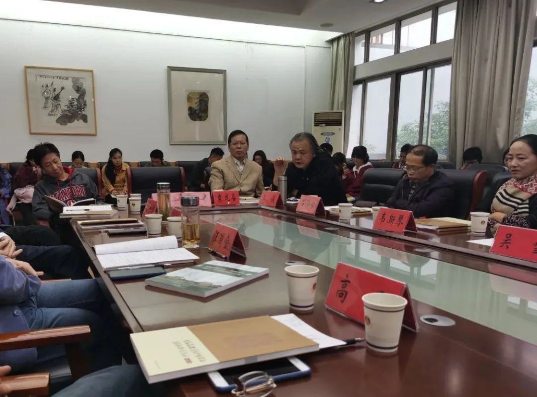 首届安徽省大学生书法篆刻艺术作品展暨省书协学术进高校交流座谈会在安徽师范大学美术学院举行(图6)