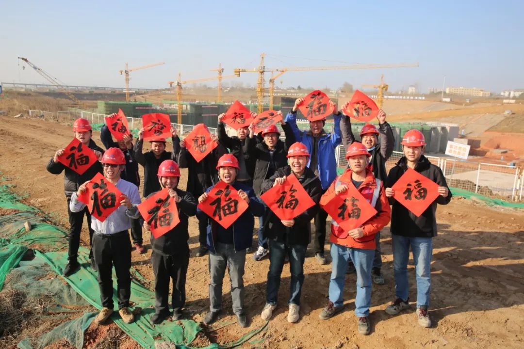 f2c5305b73b43a84b786c19e59fc820.jpg 图片