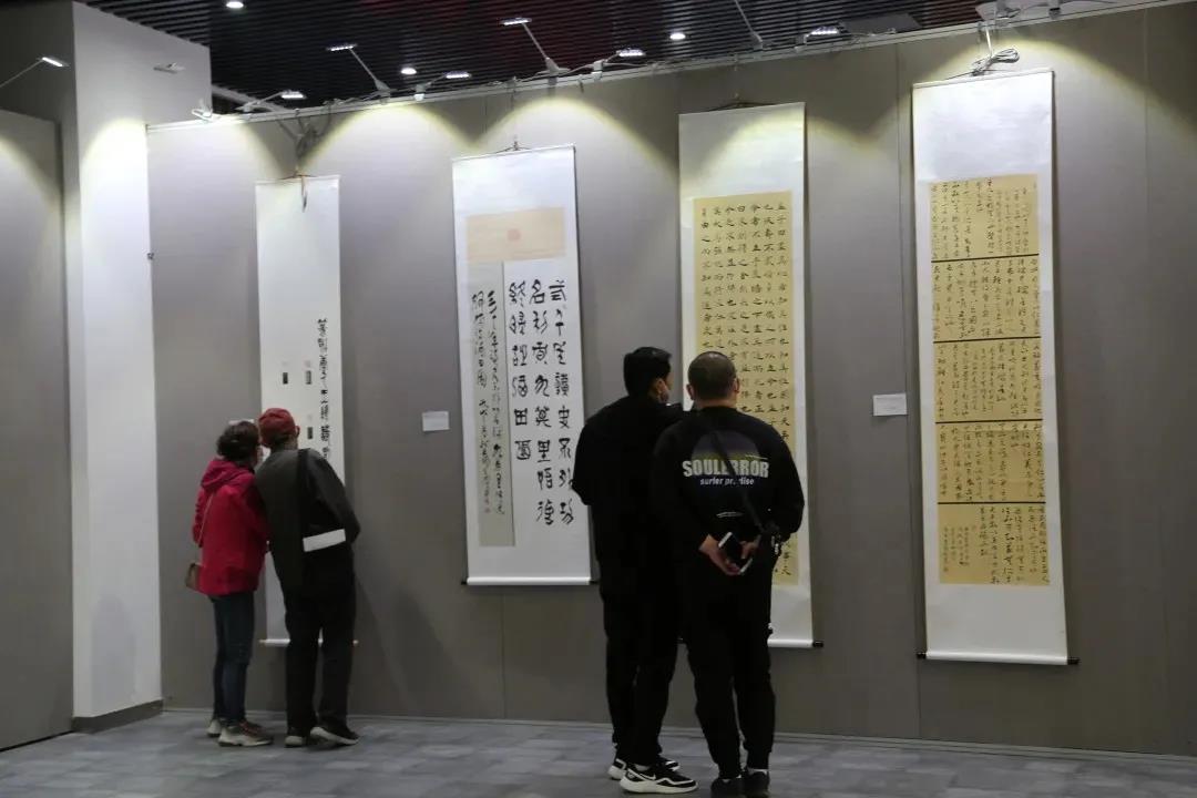 庆祝中国共产党成立100周年《蚌埠市第四届书法大展》开幕(图7)
