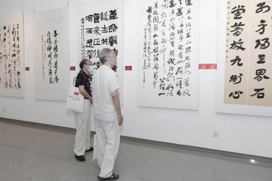 “红色大别山 辉煌鄂豫皖”三省书法美术摄影作品邀请展移师武汉展出(图13)