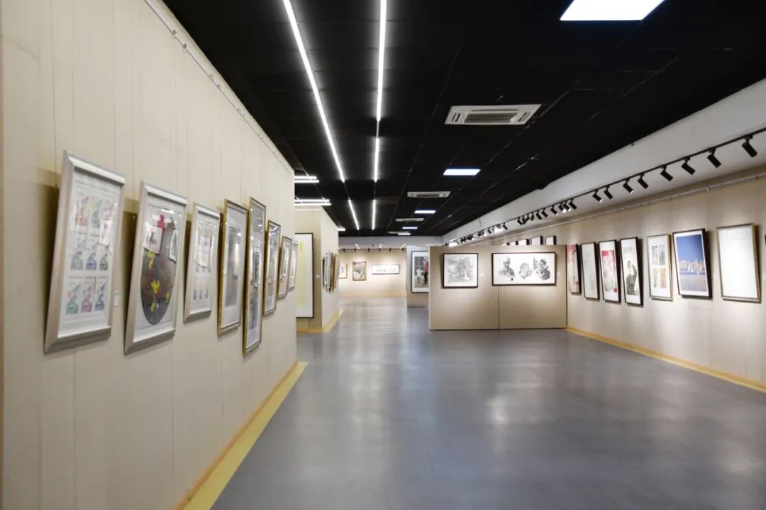 “巾帼心向党 喜迎二十大”——安徽省首届巾帼美术书法作品展在合肥开幕(图24) 图片